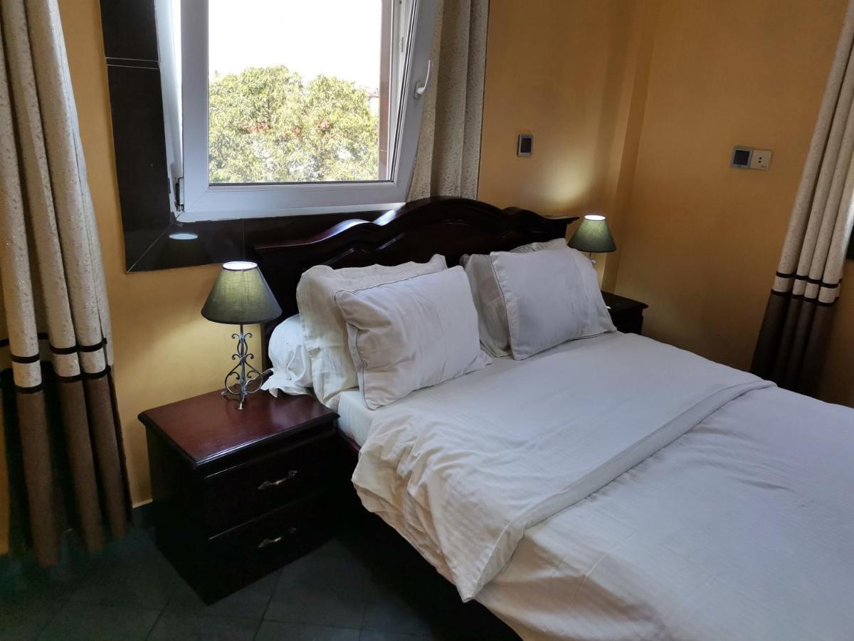 Residence Hoteliere Mb-202 C ดูอาลา ภายนอก รูปภาพ