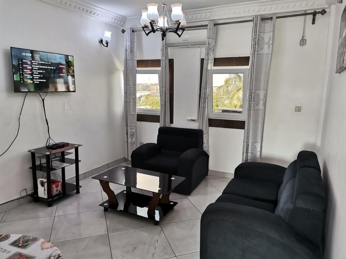 Residence Hoteliere Mb-202 C ดูอาลา ภายนอก รูปภาพ