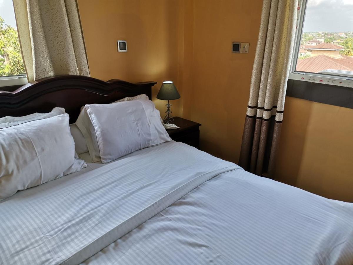 Residence Hoteliere Mb-202 C ดูอาลา ภายนอก รูปภาพ