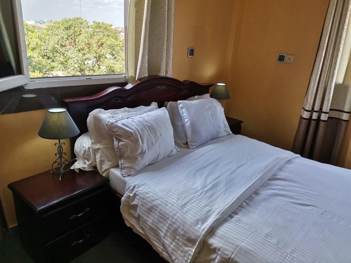 Residence Hoteliere Mb-202 C ดูอาลา ภายนอก รูปภาพ