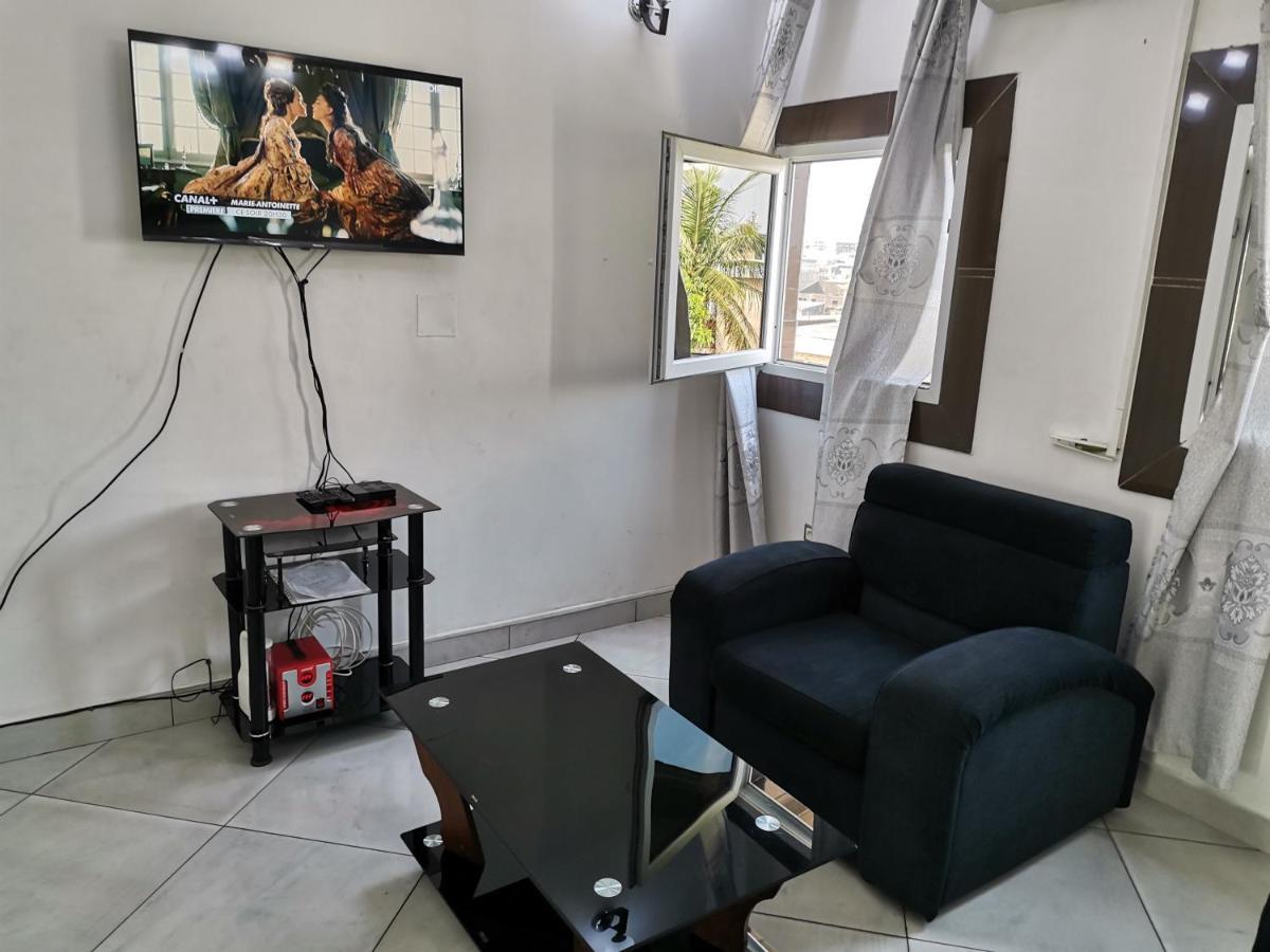 Residence Hoteliere Mb-202 C ดูอาลา ภายนอก รูปภาพ